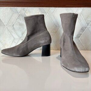 LK Bennett Size 38 8 Gray Grey Suede Pull On Ankle Boot Bootie Amira Block Heel